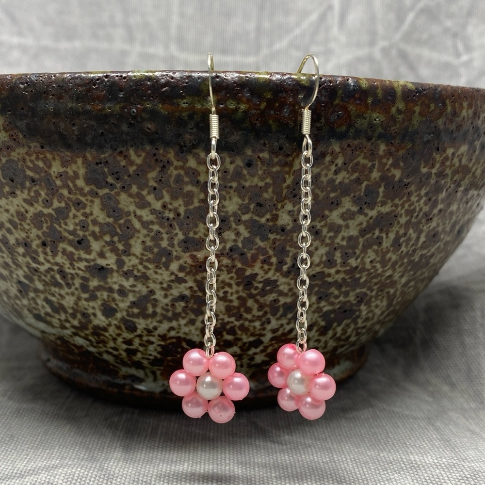 Pink and pearl Flower Beaded Dangle Earrings 💗